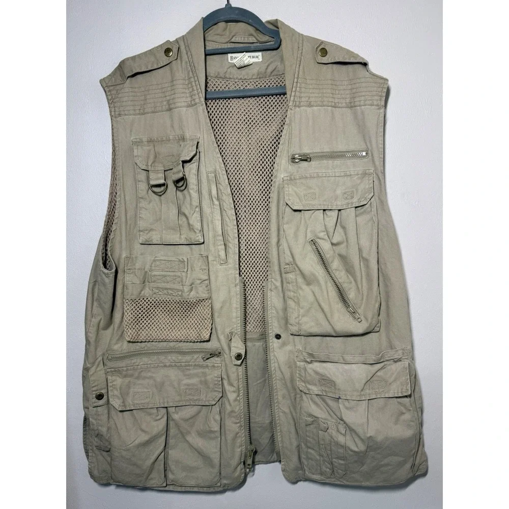Vintage Banana Republic Safari Vest XL Khaki Fishing Hunting Multi Pocket Mesh